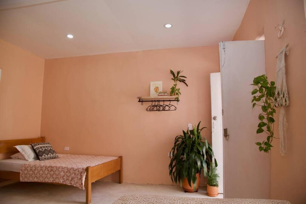Great Location ! 4 Bedroom Home In The Heart Of Cartagena Bagian luar foto